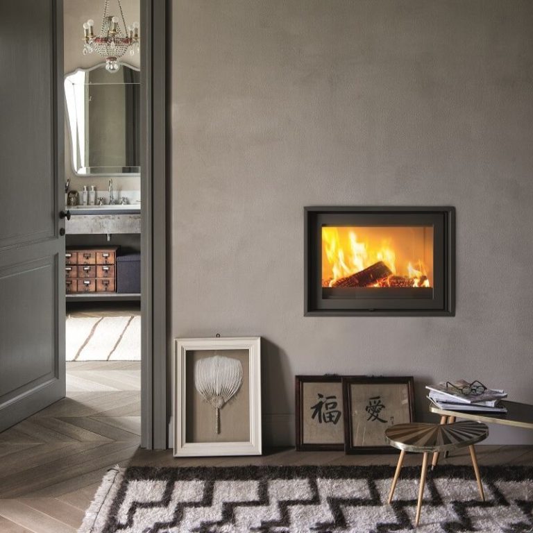 Cheminée avec foyer fermé ou insert ? Guide Complet Brisach