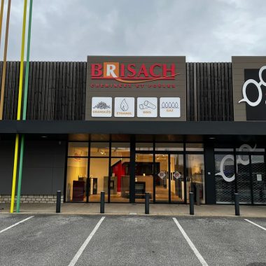 Extérieur Magasin Brisach Chasseneuil-du-Poitou Extérieur Magasin Brisach Chasseneuil-du-Poitou