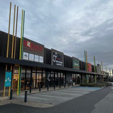 Extérieur Magasin Brisach Chasseneuil-du-Poitou Extérieur Magasin Brisach Chasseneuil-du-Poitou